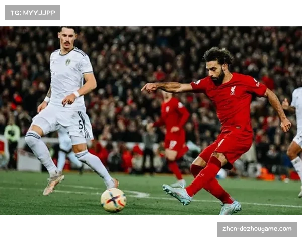 利兹联对阵水晶宫，法尔克3-5-2阵型对决格拉斯纳防反